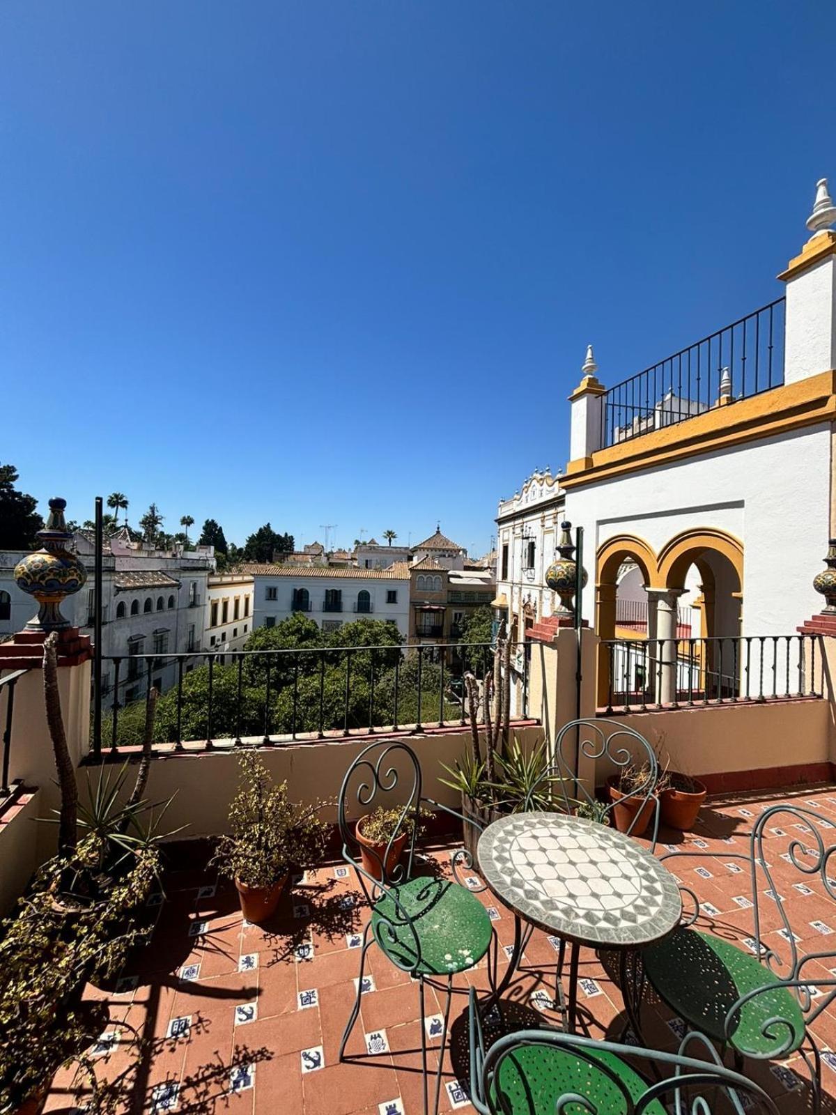 Ferienwohnung Plaza De Santa Cruz Sevilla Exterior foto