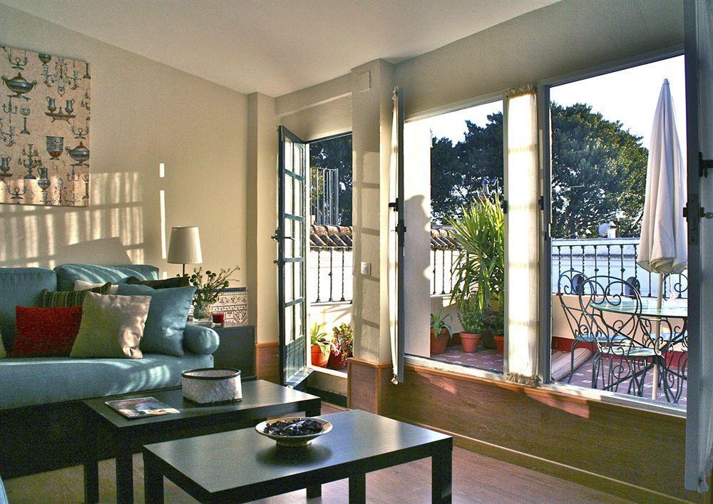 Ferienwohnung Plaza De Santa Cruz Sevilla Exterior foto